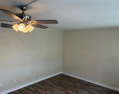 4705 1st Street Ne - Photo Thumbnail 1