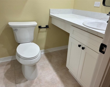 4705 1st Street Ne - Photo Thumbnail 15
