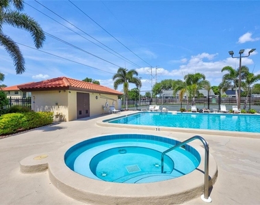 1712 Hammock Pine Boulevard - Photo Thumbnail 34