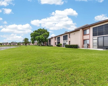115 Lakeview Place - Photo Thumbnail 51
