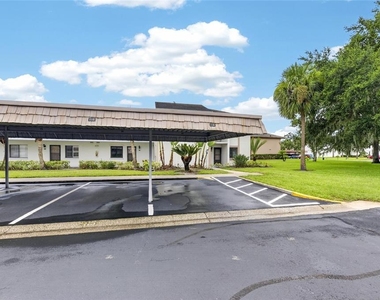 115 Lakeview Place - Photo Thumbnail 7