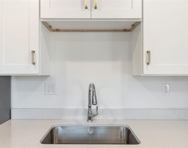 14919 N Bayshore Drive - Photo Thumbnail 15