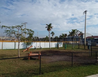 14919 N Bayshore Drive - Photo Thumbnail 43