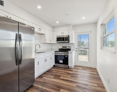 14919 N Bayshore Drive - Photo Thumbnail 13