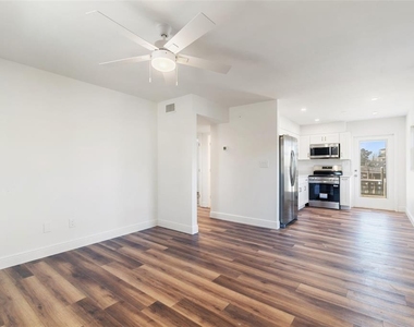 14919 N Bayshore Drive - Photo Thumbnail 10