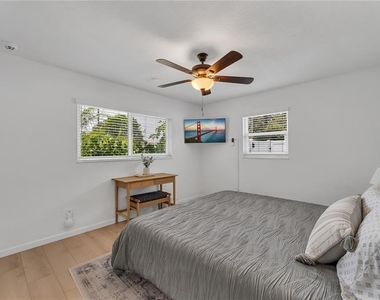 3295 57th Street N - Photo Thumbnail 20