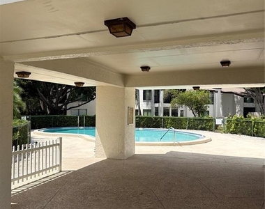 700 Starkey Road - Photo Thumbnail 1