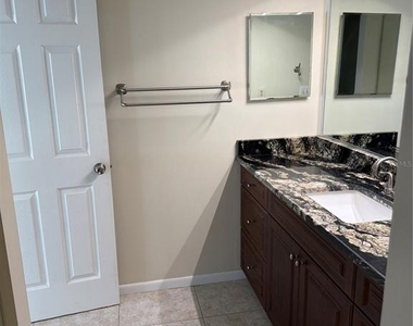 700 Starkey Road - Photo Thumbnail 9