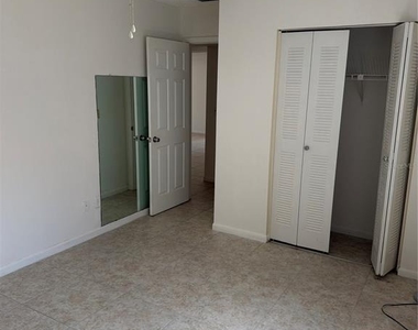 700 Starkey Road - Photo Thumbnail 11