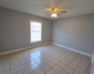 5720 N Lincoln Avenue - Photo Thumbnail 6