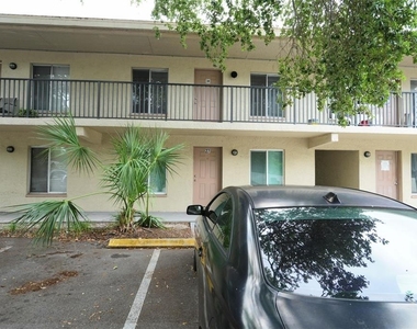 6450 78th Avenue N - Photo Thumbnail 7