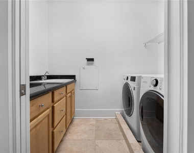 4802 W Beachway Drive - Photo Thumbnail 24