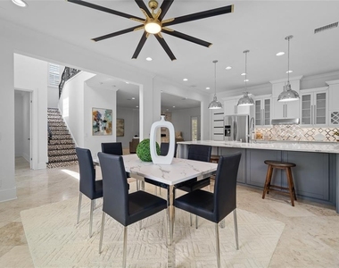 4802 W Beachway Drive - Photo Thumbnail 3