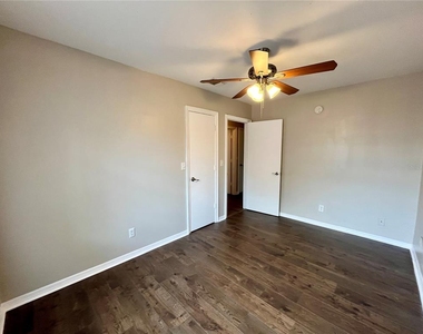 505 S Westland Avenue - Photo Thumbnail 11
