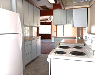 4840 19th Street N - Photo Thumbnail 8