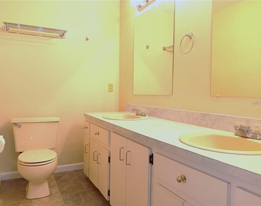 4840 19th Street N - Photo Thumbnail 16