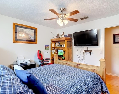 3008 Ripplewood Drive - Photo Thumbnail 27