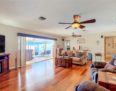 3008 Ripplewood Drive - Photo Thumbnail 5