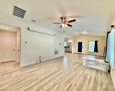 2904 E Columbus Drive - Photo Thumbnail 13