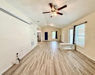 2904 E Columbus Drive - Photo Thumbnail 12