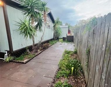 5325 Lime Avenue - Photo Thumbnail 7