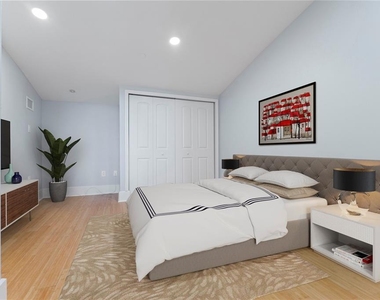 1108 N Franklin Street - Photo Thumbnail 22