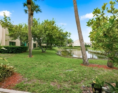 2453 Egret Boulevard - Photo Thumbnail 29