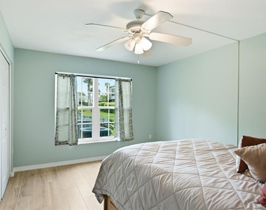 2453 Egret Boulevard - Photo Thumbnail 22