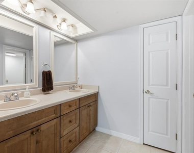 2453 Egret Boulevard - Photo Thumbnail 19