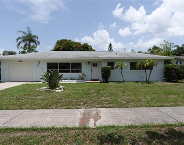 5 S Hercules Avenue - Photo Thumbnail 2
