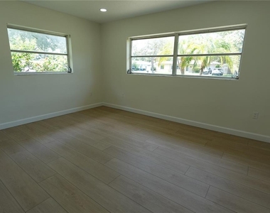 5 S Hercules Avenue - Photo Thumbnail 14