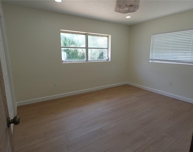 5 S Hercules Avenue - Photo Thumbnail 21