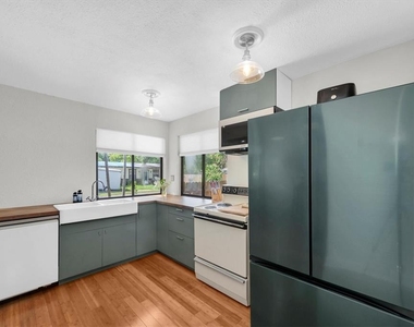 1840 51st Street S - Photo Thumbnail 30