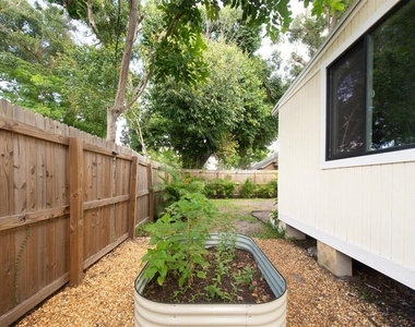 1840 51st Street S - Photo Thumbnail 4