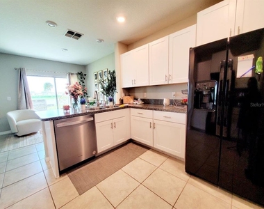 7026 Samuel Ivy Drive - Photo Thumbnail 13