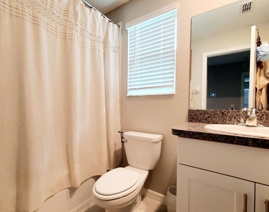 7026 Samuel Ivy Drive - Photo Thumbnail 27