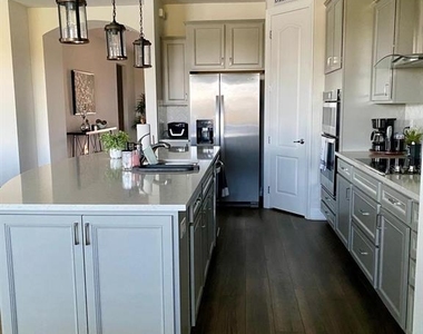 11723 Brighton Knoll Loop - Photo Thumbnail 7