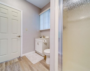 10802 Mohawk Road - Photo Thumbnail 25