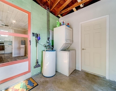 10802 Mohawk Road - Photo Thumbnail 26