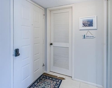 2700 Bayshore Boulevard - Photo Thumbnail 15