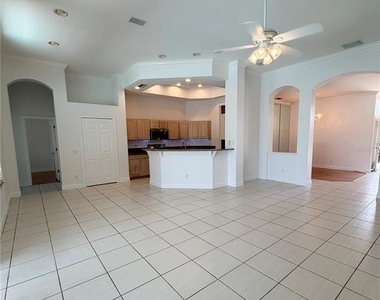 442 Knight Drive - Photo Thumbnail 3