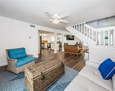 8432 W Gulf Boulevard - Photo Thumbnail 10