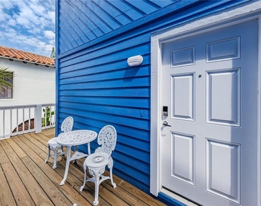 8432 W Gulf Boulevard - Photo Thumbnail 3
