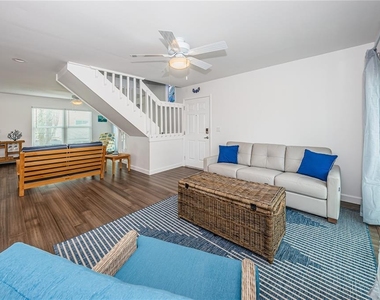 8432 W Gulf Boulevard - Photo Thumbnail 17