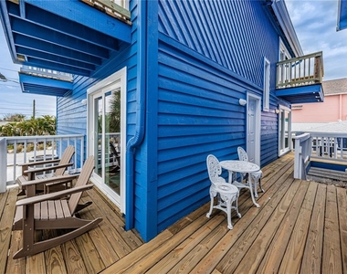 8432 W Gulf Boulevard - Photo Thumbnail 4