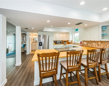 8432 W Gulf Boulevard - Photo Thumbnail 22