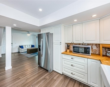 8432 W Gulf Boulevard - Photo Thumbnail 27