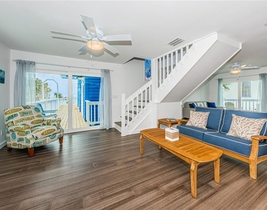 8432 W Gulf Boulevard - Photo Thumbnail 11