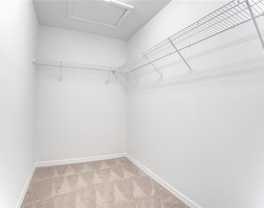 5270 Brydon Woods Circle - Photo Thumbnail 9