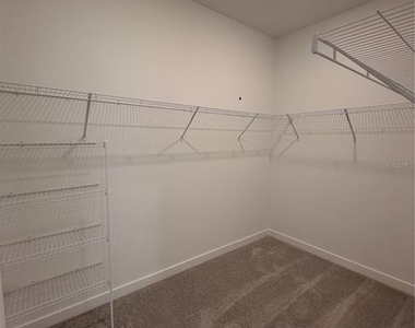 5063 Loggia Lane - Photo Thumbnail 13